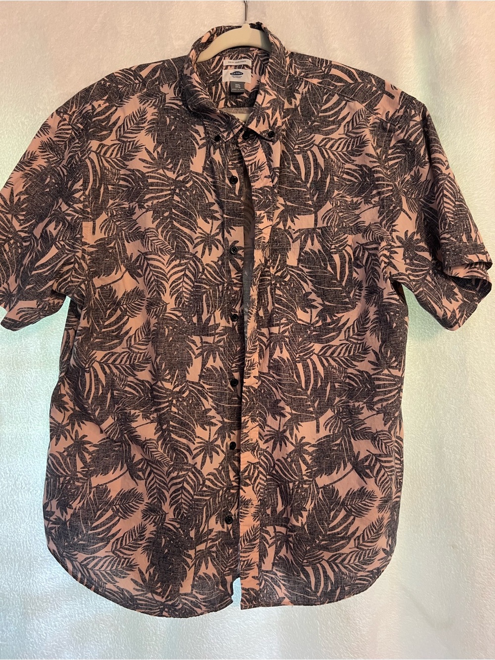 Old Navy Men's Pink and Black Tropical Print Button-Down Shirt